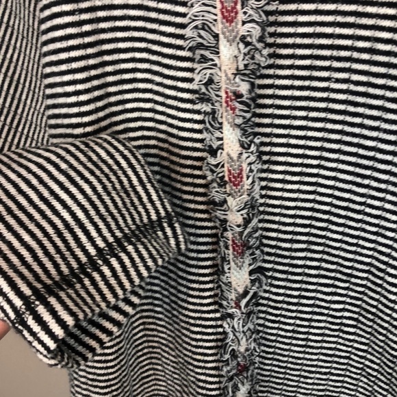 Oddy M/L Black & White Stripe Fringe Front Long Sleeve Sweater Medium/ Large - Picture 4 of 8